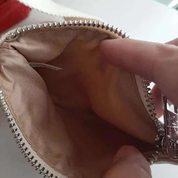 MADDEN GIRL "Picnic" Mini Tote & Wristlet Set - Picture 7 of 9